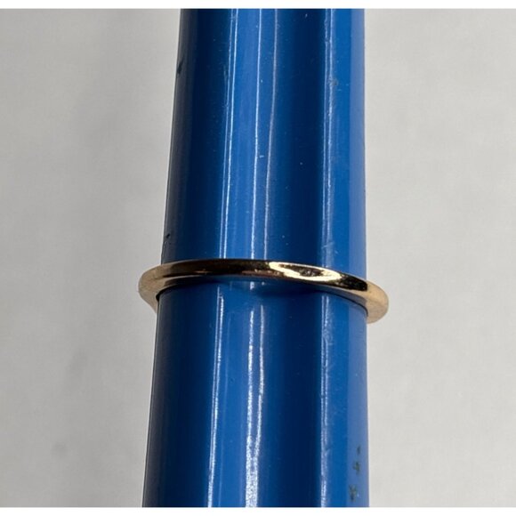 Goldtone Wave Design Band Ring Size 7.75 Minimalist Simple - Picture 2 of 3